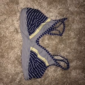 Athleta bathing suit top